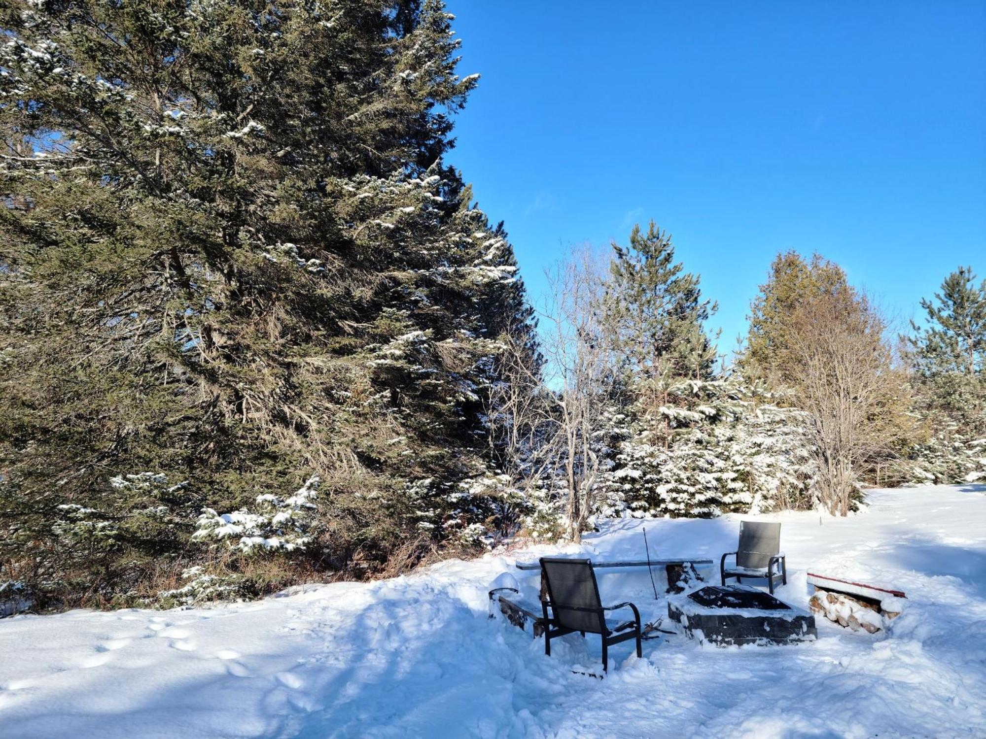 Chalets Nabu La Sacacomie - Riviere - Billard Saint-Alexis-des-Monts Zewnętrze zdjęcie